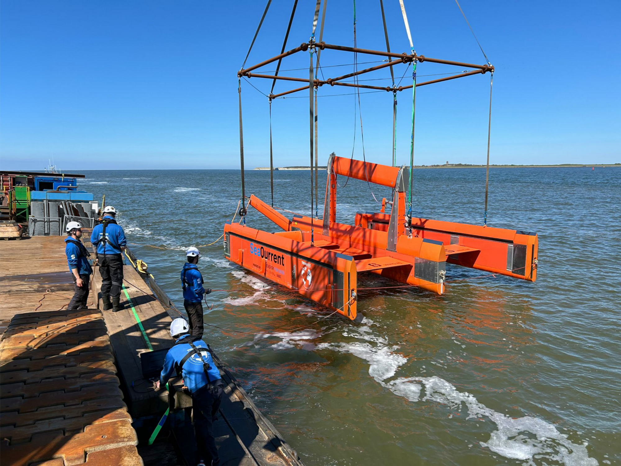 tidalkite entering water